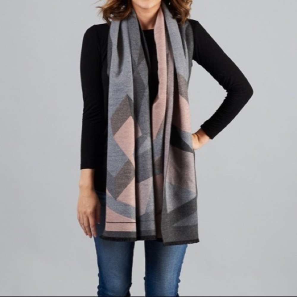 Soia & Kyo Navy Blue Blush Pink Geometric Abstract Eyelash Fringe Scarf Shawl